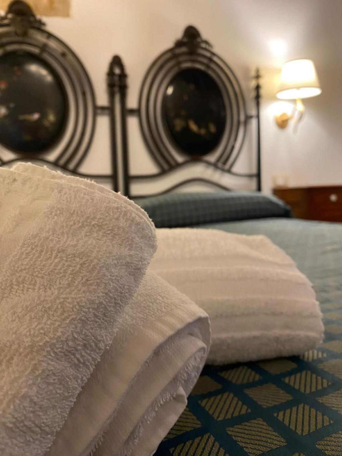 La Locanda Del Curato Rooms Lentiscosa Екстер'єр фото