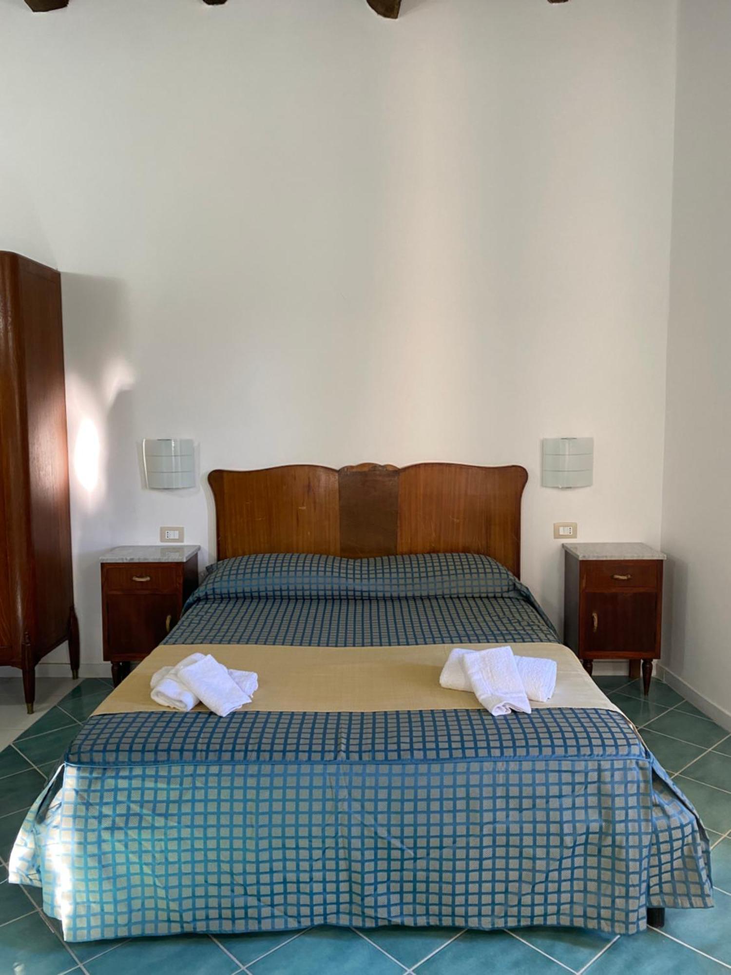 La Locanda Del Curato Rooms Lentiscosa Екстер'єр фото